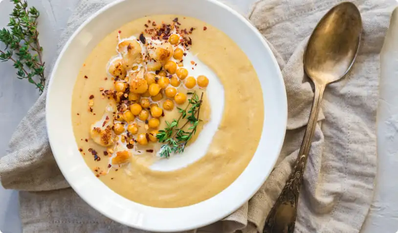 Нутовое пюре с курицей